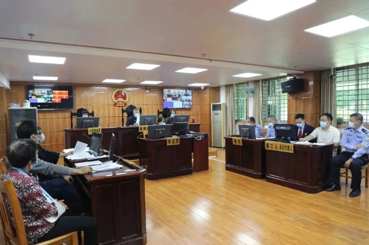 15430G548-7.jpg