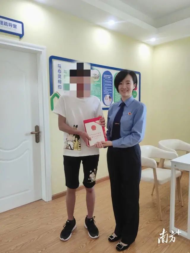 梅州市检察机关对于主观恶性不大、犯罪情节较轻的涉罪未成年人,统筹落实宽严相济刑事政策和少捕慎诉慎押刑事司法政策。 图片